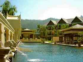 Khao Lak Seaview: Grosser Pool (7K)