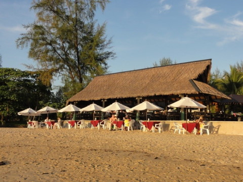 Nang Thong Beach